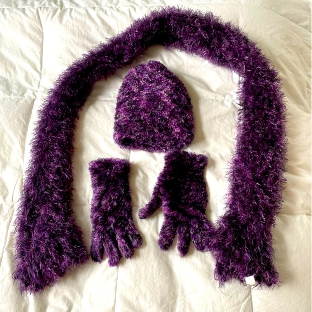 Beanie, Gloves & Scarf Set